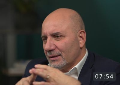 Modelul ABC în terapia cognitivă și identificarea distorsiunilor mentale