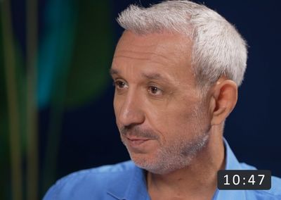 Ce motive are să te țină aproape dacă nu vrea relație?
